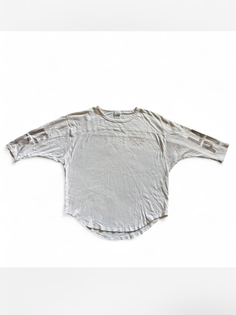 VICTORIA’S SECRET PINK Jersey 3/4 Sleeve Tee in Ivory/Beige Lettering — M